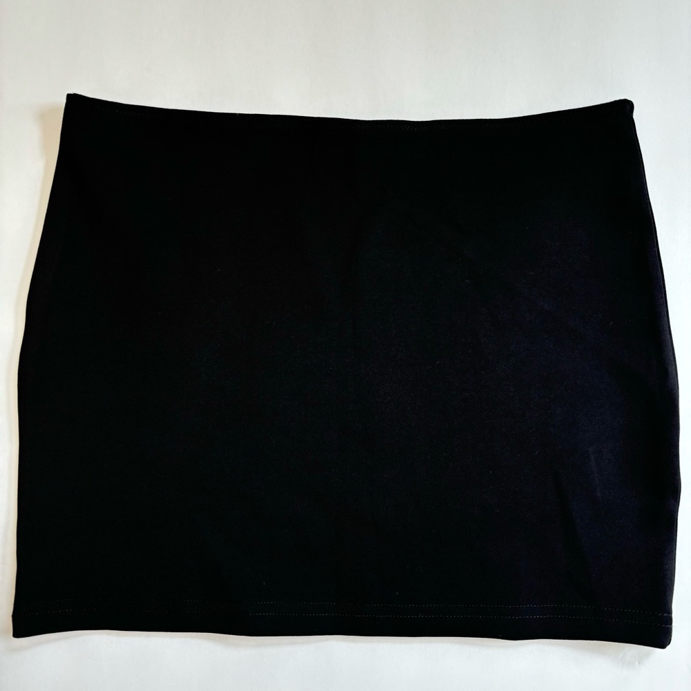 Black mini skirt